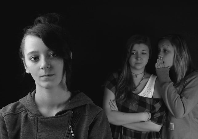 scham-vor-ausgrenzung-kann-ursache-von-verletzlich-cc0-pixabay-448271-200402_download Scham vor Ausgrenzung kann Ursache von Verletzlichkeit sein.