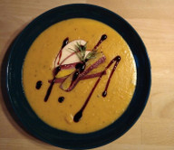 vegan-turnip-soup-warms-up-you-winter-from-copyright-utopia-ink-club-180418_download Vegan turnip soup in winter warms you up from the inside.