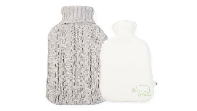 Nachhaltige Wärmflaschen Die nachhaltige Wärmflasche von Grünspecht besteht aus Naturkautschuk.