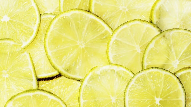 zitronen-und-andere-zitrusfruechte-solltest-du-unbe-cc0-public-domain-pixabay-pixel2013-180824_download Zitronen und andere Zitrusfrüchte solltest du unbedingt in Bio-Qualität aus Italien oder Spanien kaufen. So vermeidest du lange Transportwege und damit verbundene Umweltbelastung.