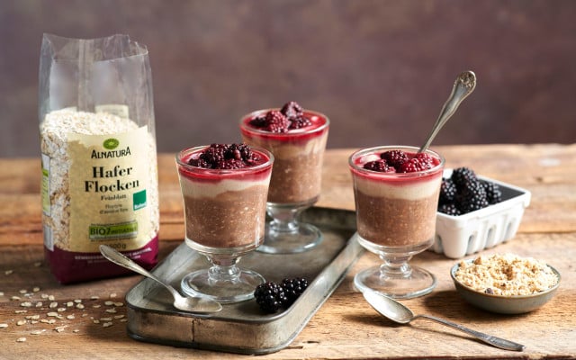 Alnatura Overnight Oats mit Kakao und Brombeeren Alnatura Overnight Oats mit Kakao und Brombeeren