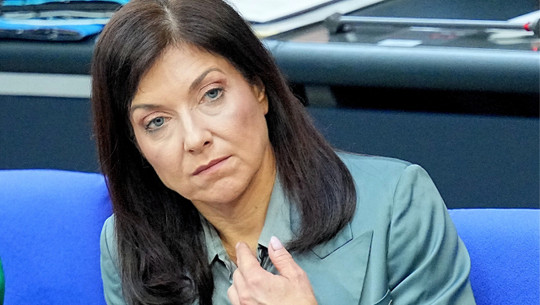 Ministerin Reiche Image