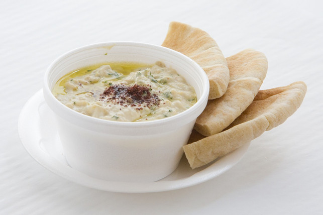 durch-das-einfrieren-veraendert-hummus-seine-konsis-cc0-pixabay-mirsa-201130_download Durch das Einfrieren verändert Hummus seine Konsistenz.