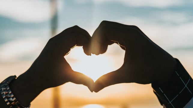 wv-zukunftpartnerschaft-us-tyler-nix-210730-1280x720-4 TK Weltverbesserer Liebe Partnerschaft Zweisamkeit