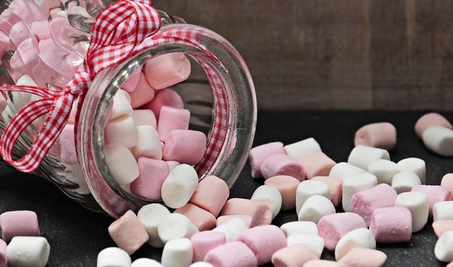 mit-marshmallows-kannst-du-schnell-und-einfach-ges-cc0-pixabay-pixel2013-180717_download Mit Marshmallows kannst du schnell und einfach geschmeidiges Fondant herstellen.