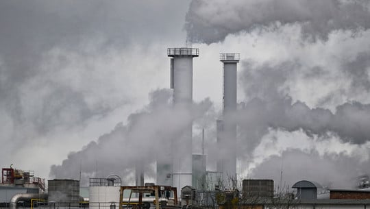 Klimabericht: "35 Länder konnten ihre Emissionen reduzieren bei gleichzeitigem Wirtschaftswachstum" CO2-Emissionen