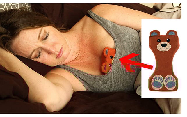frauenprodukte-absurd-titty-bear-s-amazon.de-Fashion-First-Aid-190527-1280x800 Absurde Frauen-Produkte: Brust-Trenner