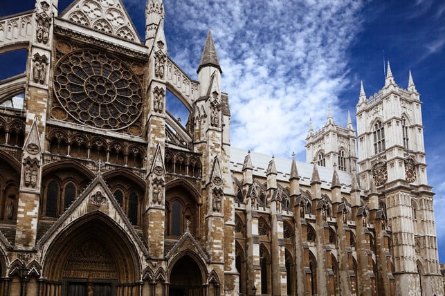 der-westminster-abbey-ist-nur-eines-der-vielen-kul-cc0-pixabay-publicdomainpictures-190313_download Der Westminster Abbey ist nur eines der vielen Kulturdenkmäler, die hohe Geldsummen verschlucken, da sie durch sauren Regen beschädigt sind und schneller verwittern.