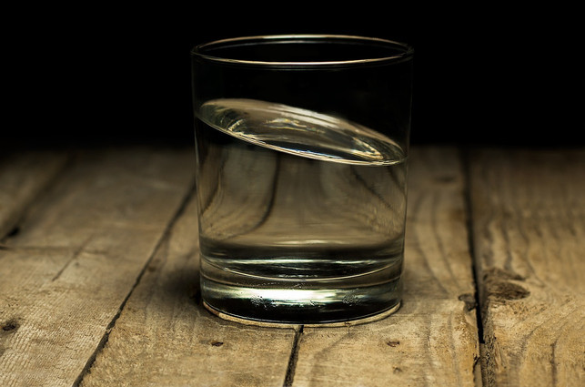 wasser-ist-fuer-den-menschlichen-koerper-unerlaesslic-cc0-pixabay-iamnotperfect-230329_download Wasser ist für den menschlichen Körper unerlässlich und auch für viele andere Lebensbereiche nötig.