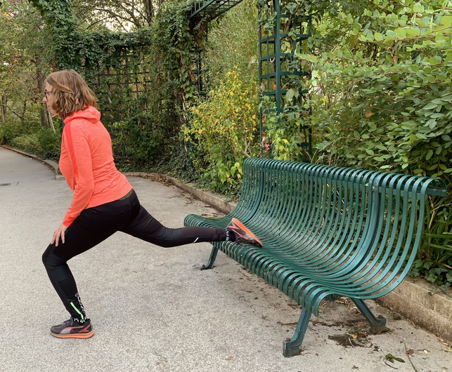 fuer-diese-outdoor-fitness-uebung-brauchst-du-nur-ei-utopia-laura-mueller-201011_download Für diese Outdoor-Fitness-Übung brauchst du nur eine Parkbank.