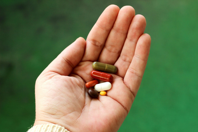 Veganer-and-vegetarians-Muessen-des-Lebe-Cc0- Pixabay-Guvo59-250518_Download Veganer: Inside and vegetarian: Inside, vital vitamin B12 often have to take up as supplements.