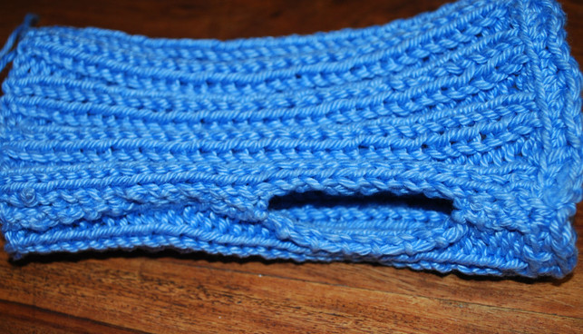 der-vernaehte-pulswaermer-mit-dem-daumenloch-melanie-von-daake-utopia-190414_download Der vernähte Pulswärmer mit dem Daumenloch.