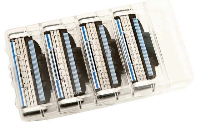 razor for shave Die gebrauchten Rasierklingen können immer noch sehr scharf sein.