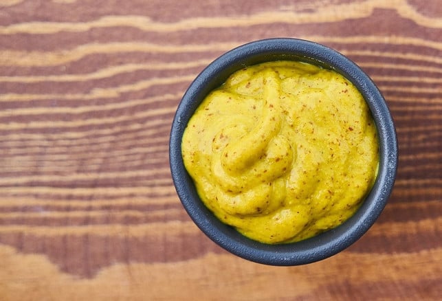 den-senf-fuer-die-gekochten-eier-kannst-du-einfach-cc0-pixabay-engin_akyurt-190419_download Den Senf für die gekochten Eier kannst du einfach selber machen.