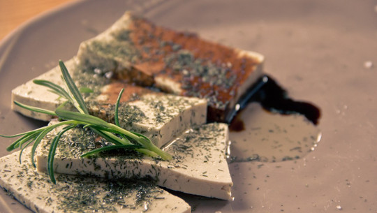 tofu-gesund-cc0-pixabay-devanath-201021 Tofu gesund