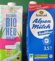 milch-haltbar-bw-210814-192 Auch bei H-Milch ist mittlerweile bessere Milch (weil Bio) zu haben.