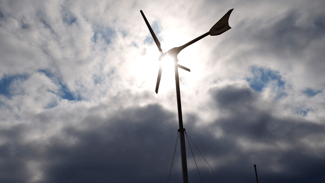 Windrad-dpa-Axel-Heimken-dpa-tmn-15092022-1280x720px Kleinwindanlage