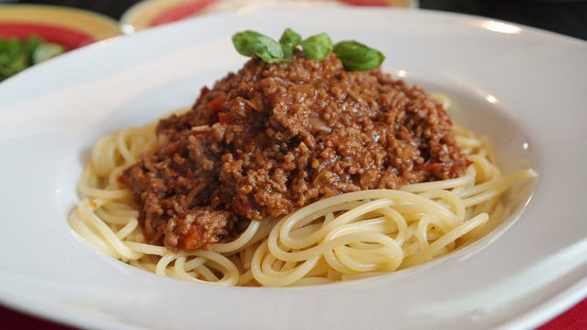soffritto-bildet-die-grundlage-der-bolognese-sosse-cc0-pixabay-ritae-200223_download Soffritto bildet die Grundlage der Bolognese-Soße.