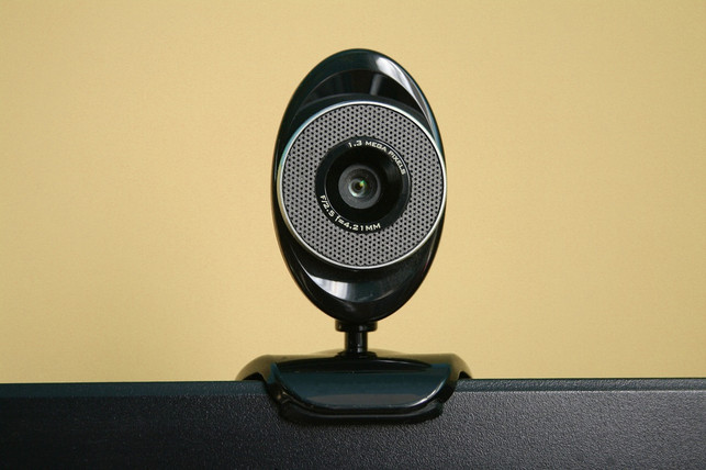 bei-videokonferenzen-erreichst-du-mit-einer-extern-cc0-pixabay-aksa2011-220427_download Bei Videokonferenzen erreichst du mit einer externen Webcam ein deutlich besseres Bild.