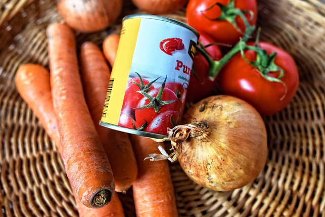 tomatenpueree-ist-tomatenmark-das-nicht-konzentrie-cc0-pixabay-mabelamber-230915_download Tomatenpüree ist Tomatenmark, das nicht konzentriert wurde.