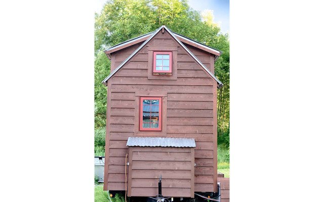 150728-tiny-tack-house10_ku_christopher-tack_1280x800
