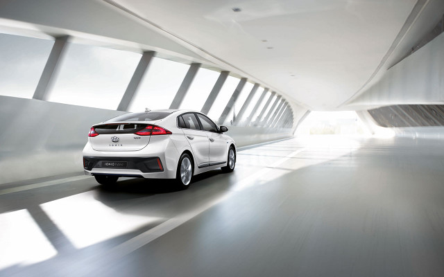 Hyundai Ioniq Hyundai Ioniq